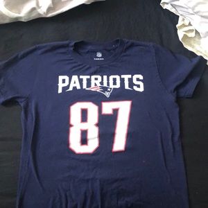 Unisex Child M: Size 10/12 Gronkowski Patriots T